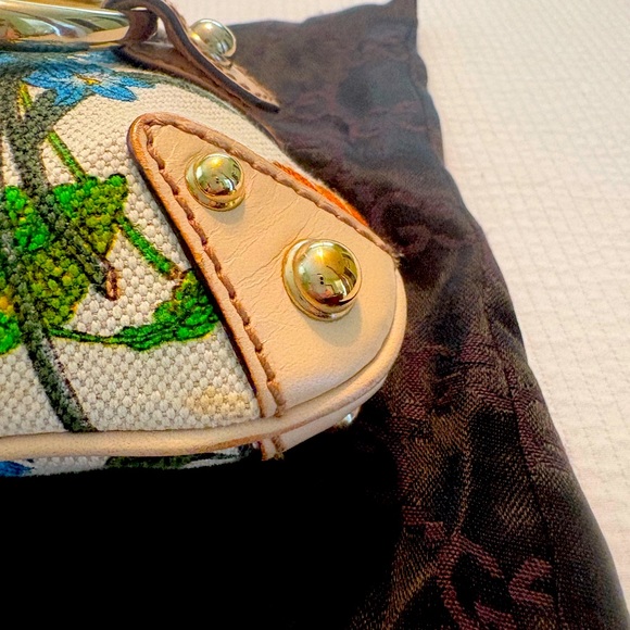 Gucci Vintage Flora Horsebit Clutch with Gold Chain - Picture 6 of 10